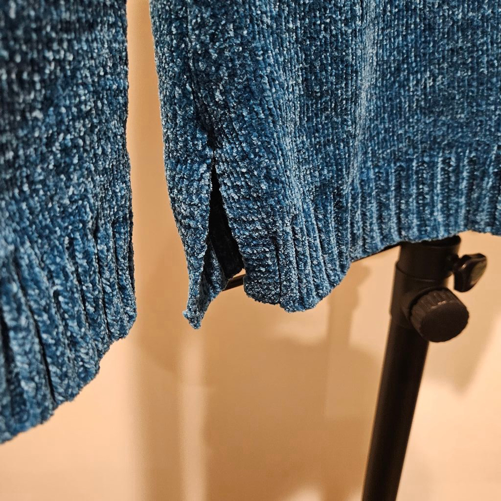 Karen Scott NWT Women's Turquoise Chenille Knit V-Neck Sweater XS - Picture 5 of 7